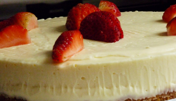 Strawberry and Clotted Cream Cheesecake